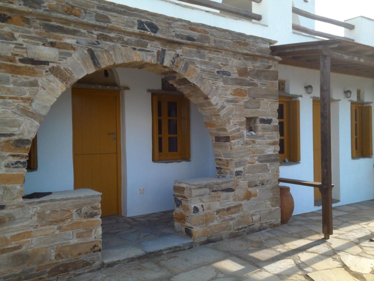 Parodosiako Diamerisma Rochari Platia  Exterior photo