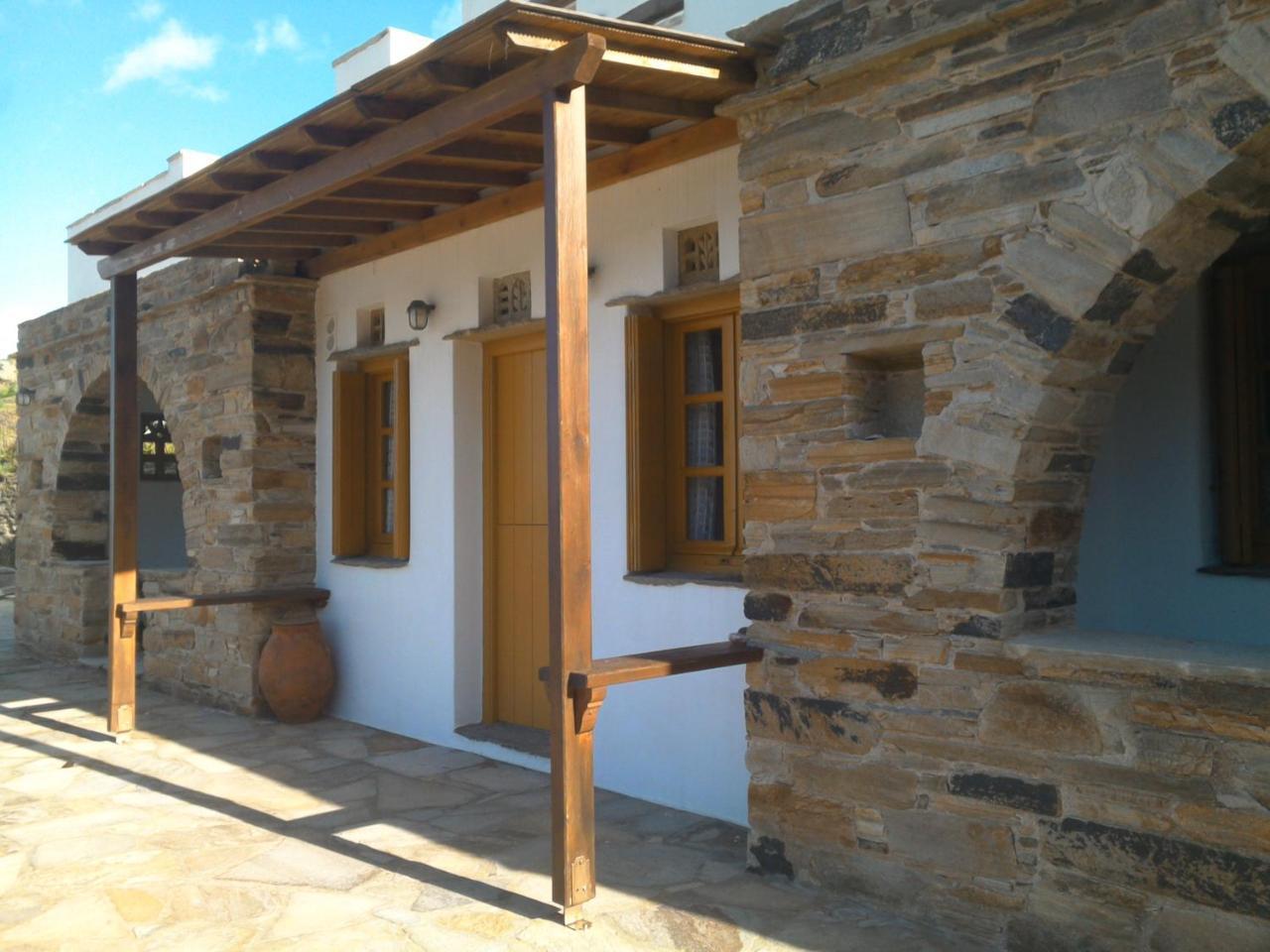 Parodosiako Diamerisma Rochari Platia  Exterior photo